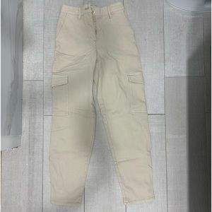 Aritzia beige cargo pants